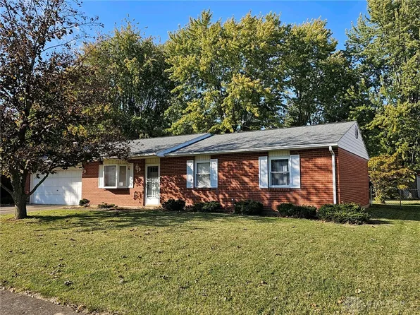 416 Little League Dr, Eaton, OH 45320