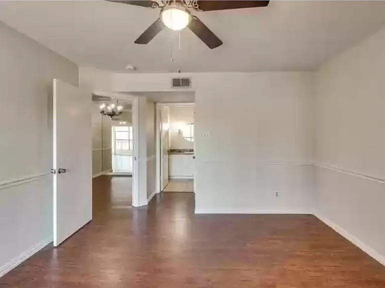 Bedroom #1