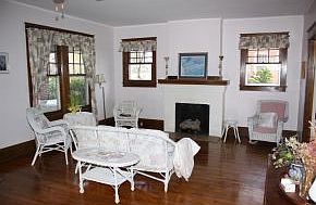 2nd image of 813 W Pine St