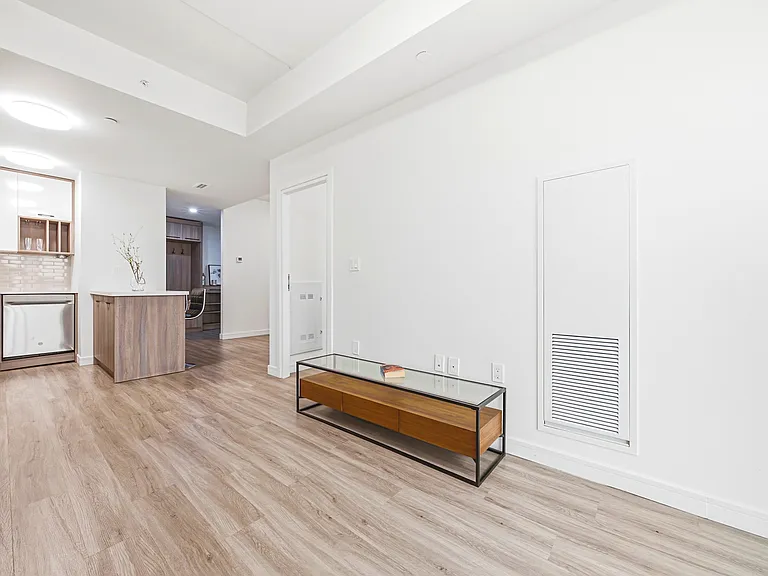 49 Walnut St S — Photo 32