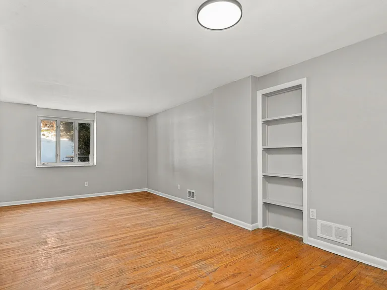 2330-2340 Candace St #&-400-402 — Photo 7