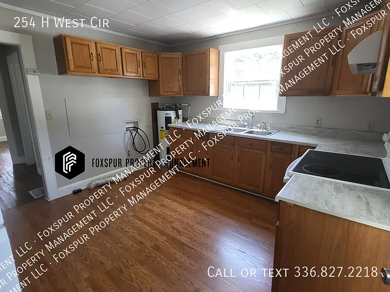 254 H West Cir — Photo 11