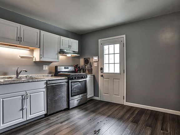 2nd image of 3106 Lee Ellen Pl