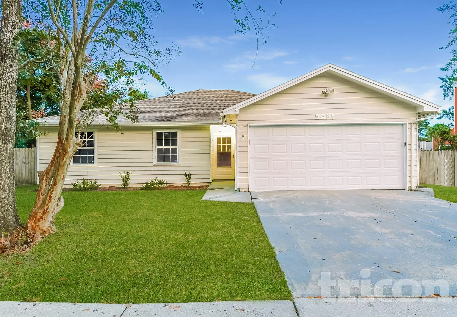 2427 White Horse Road W Jacksonville FL — Photo 2