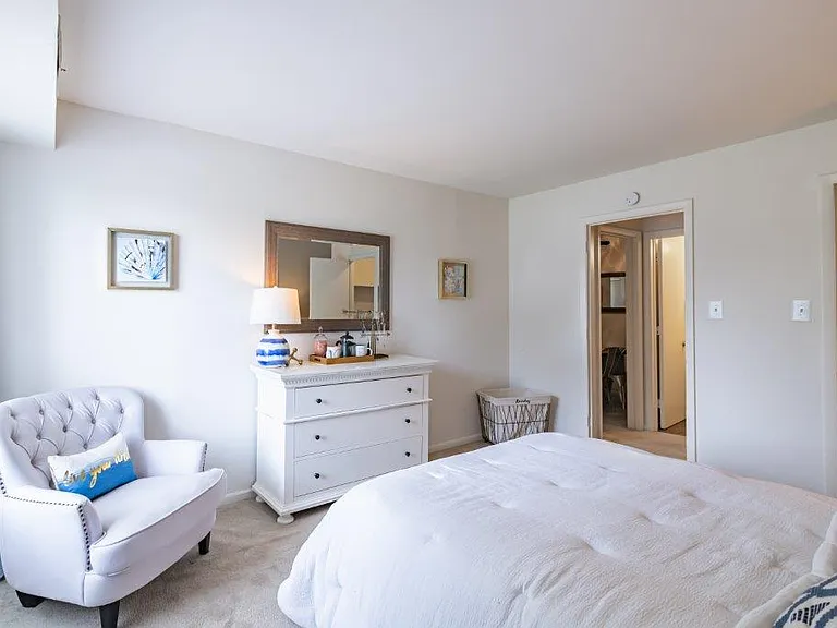 Country Village Apartment Homes — Photo 12
