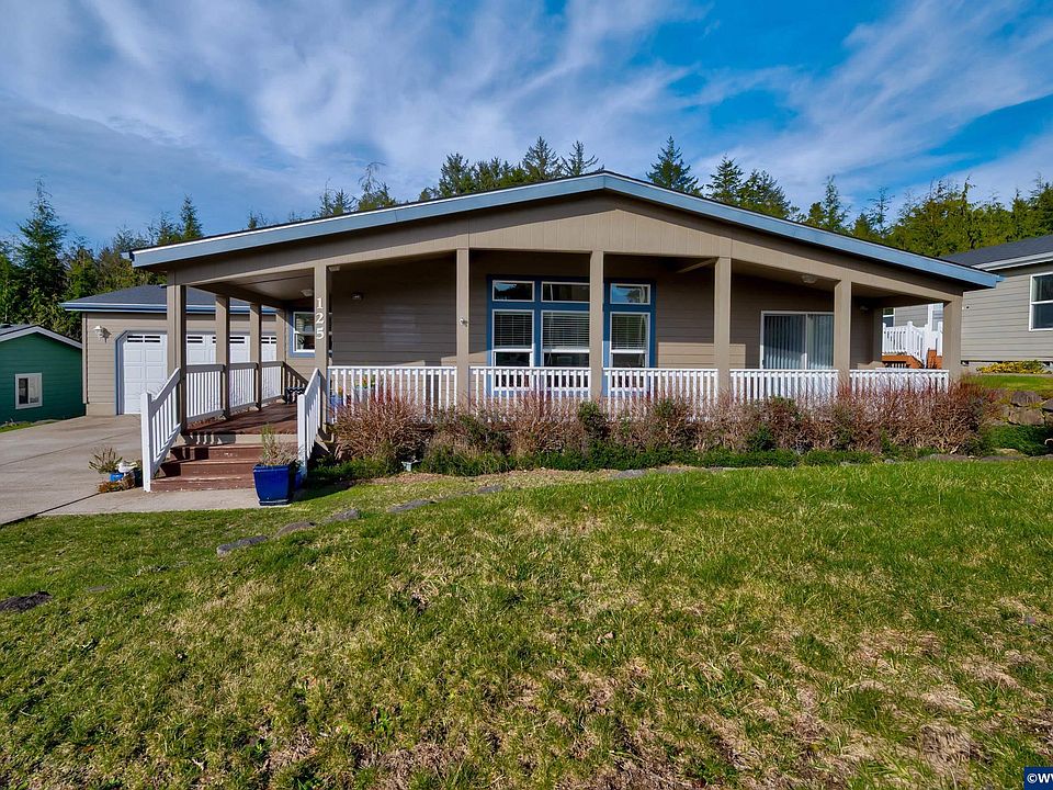 1st image of 125 SE Whalesong Dr