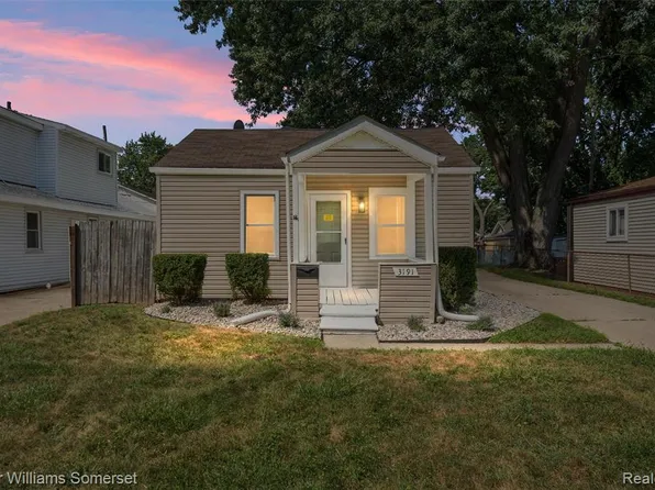 3191 Harris St, Ferndale, MI 48220