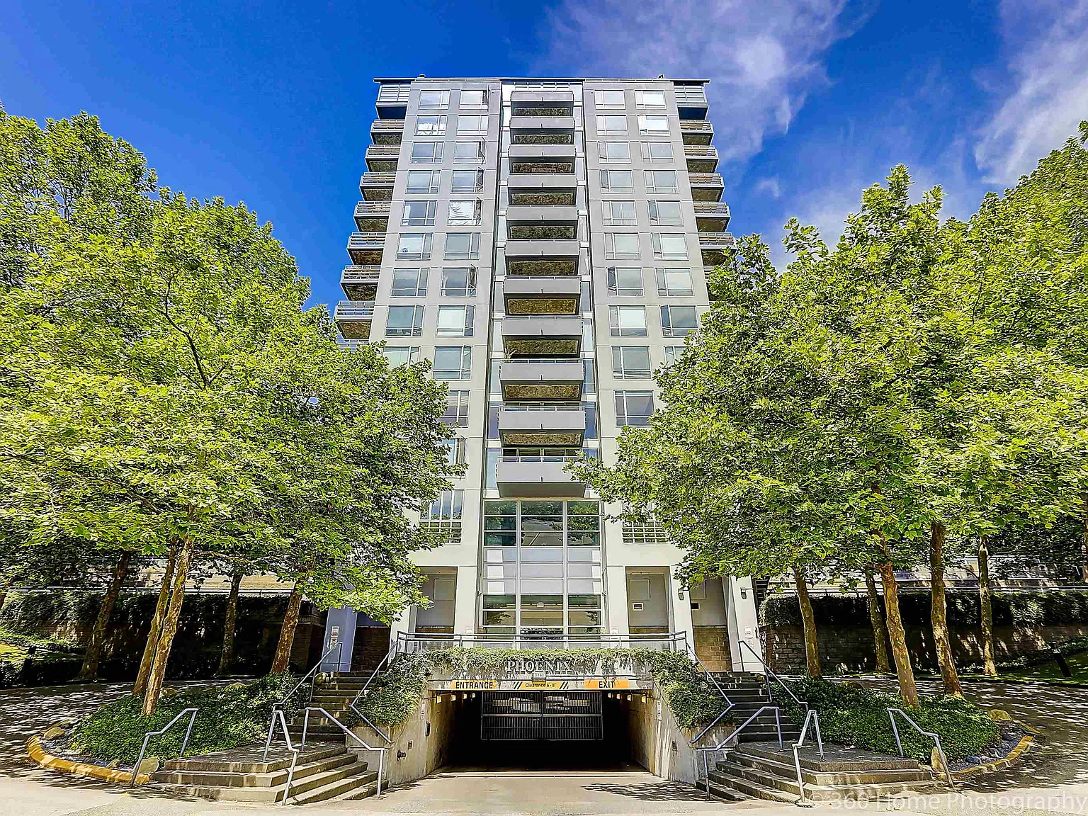2 bed, 902 sqft, $2,780 — Photo 3