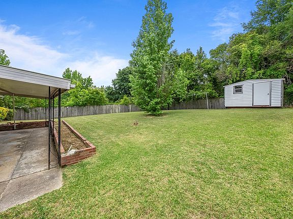 4th image of 1315 Pagoda Dr