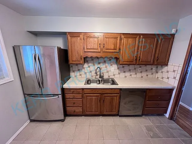 12407 NE Knott St — Photo 8