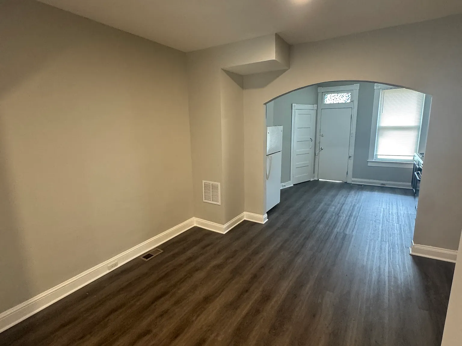 3 bed, 1.5 bath, $1,650 — Photo 3