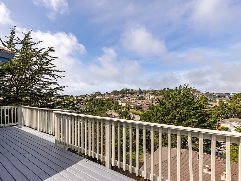 386 Goodwin Dr — Photo 30
