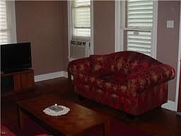 2nd image of 4213 Avenue Q