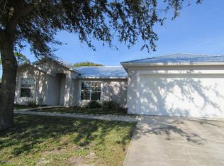 411 Hansare St SW, Palm Bay, FL 32908