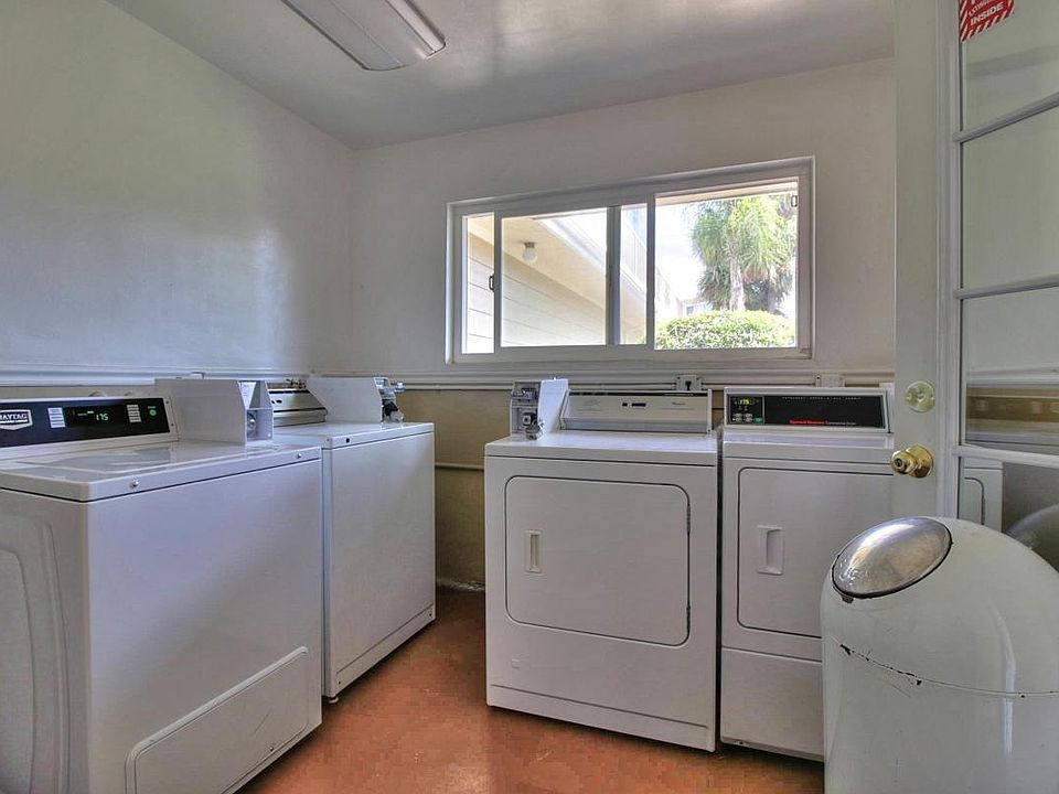 1st image of 22 Coleman Pl