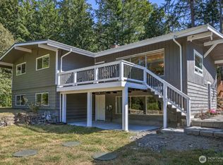 1868 NW Palmer Lane, Bremerton, WA 98311