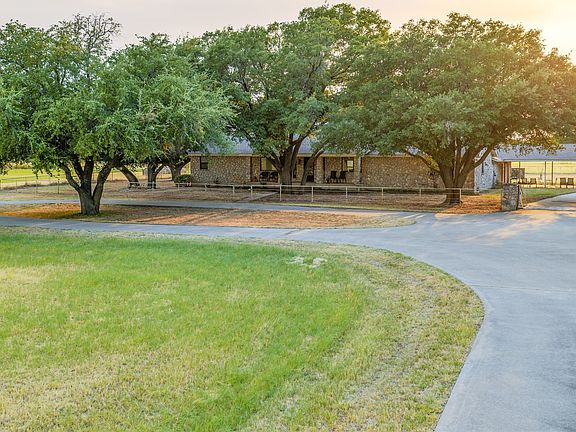 3rd image of 1790 Old Base Rd