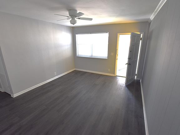 3rd image of 703 N 5th St APT 2