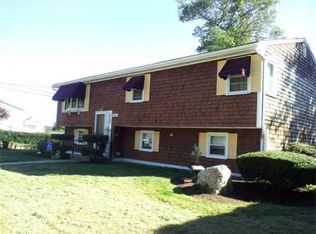 383 Nichols St, Fall River, MA 02720