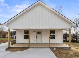 2204 Vermont Ave, Knoxville, TN 37921