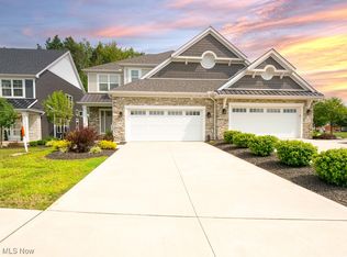 143 Town Centre Dr #G8W1LG, Broadview Heights, OH 44147