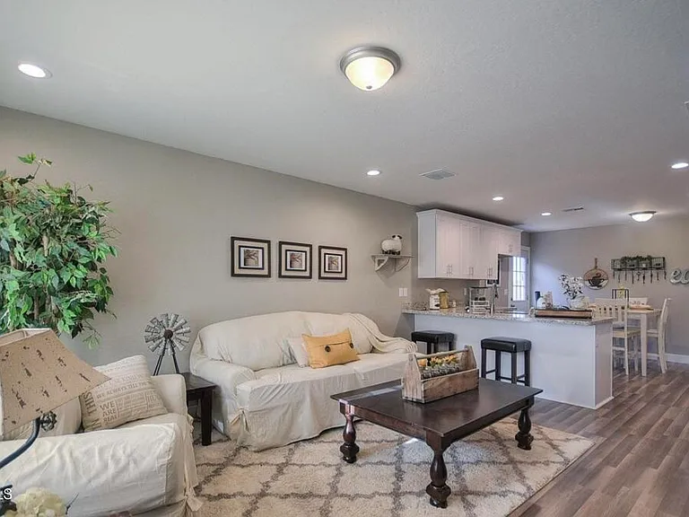 4281 W Taylor St — Photo 3