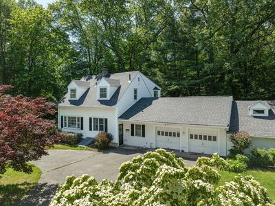240 Longmeadow St, Longmeadow, MA, 01106