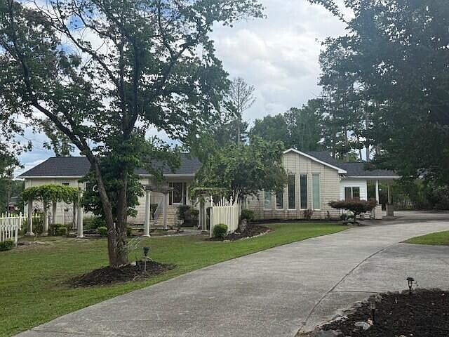 1st image of 2508 Queens Ct