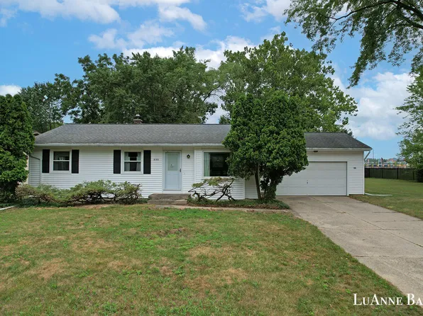 255 Trinity Dr SW, Grand Rapids, MI 49548