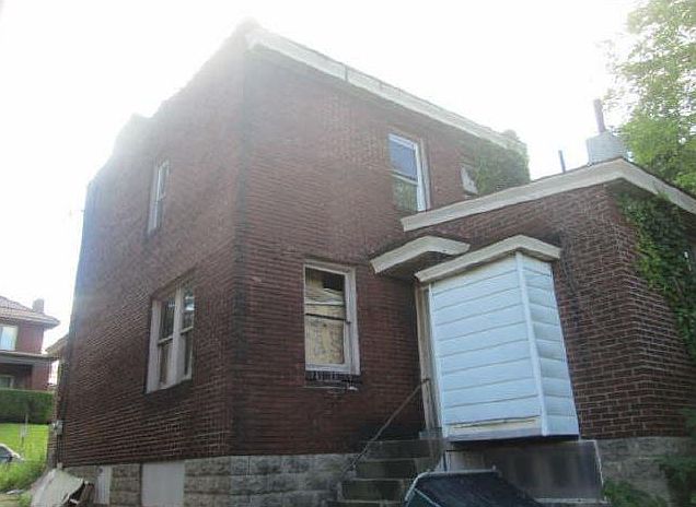 2nd image of 4830 Chatsworth Ave