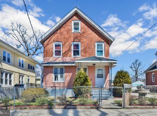 712 E Montrose St, Vineland, NJ 08360