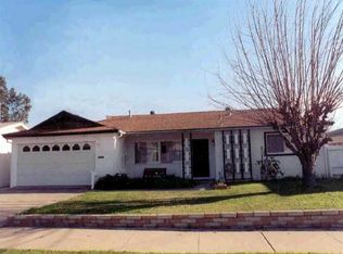 9743 Castaic Ct, Santee, CA 92071