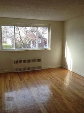 2nd image of 4048 Harper Ave #2