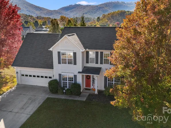 92 N Sunberry Trl, Fletcher, NC 28732