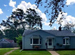 419 W Elm St, Villa Park, IL 60181