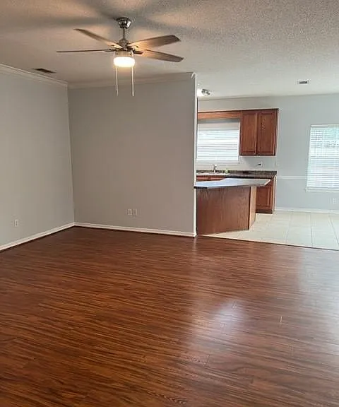 1250 Windmill Pl W — Photo 5