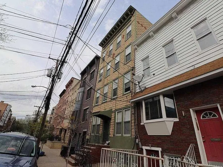 521 Jefferson St #7 — Photo 8