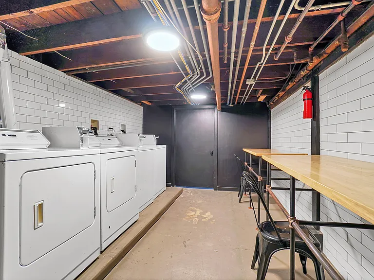 721 S Carpenter St #3R — Photo 11