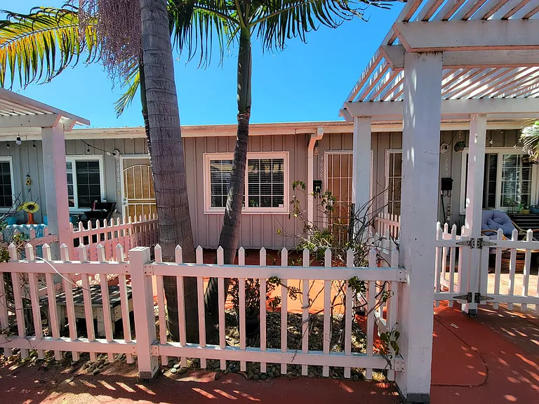 4882 Cape May Ave. — Photo 4