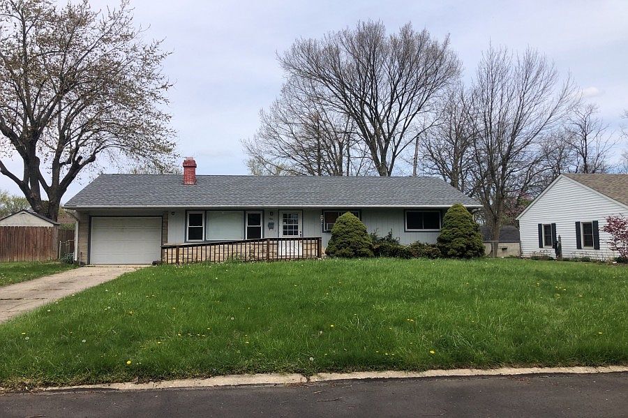 1st image of 1 Meadowbrook Ct