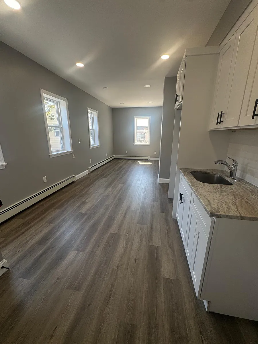 Building Photo - 87 Jewell St #2R
