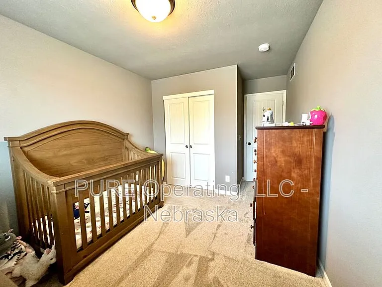 7605 N 92nd Ave — Photo 22