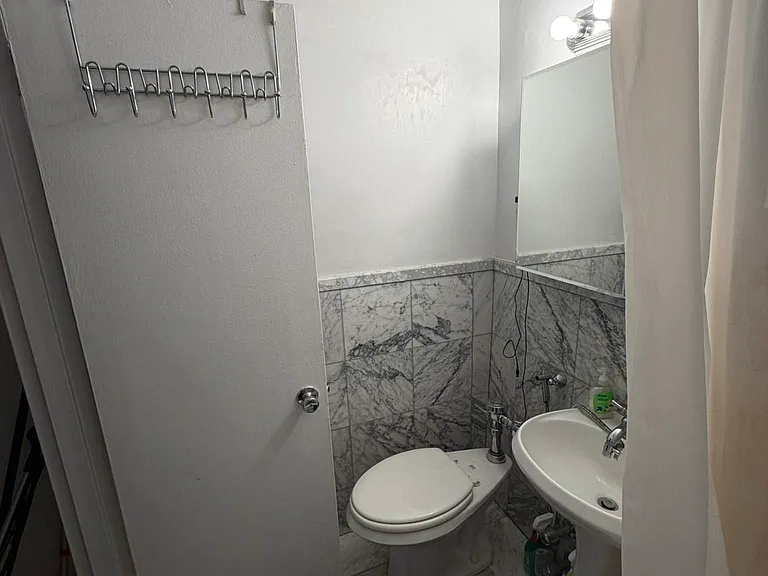 217 E 89th St #1A — Photo 8