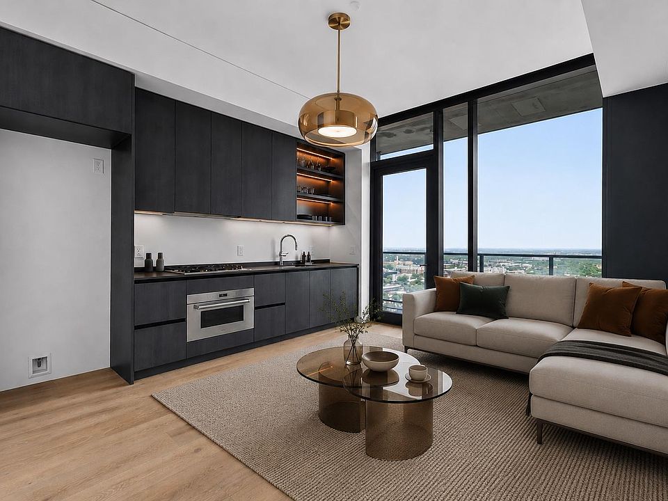 1st image of 610 Davis St #3001