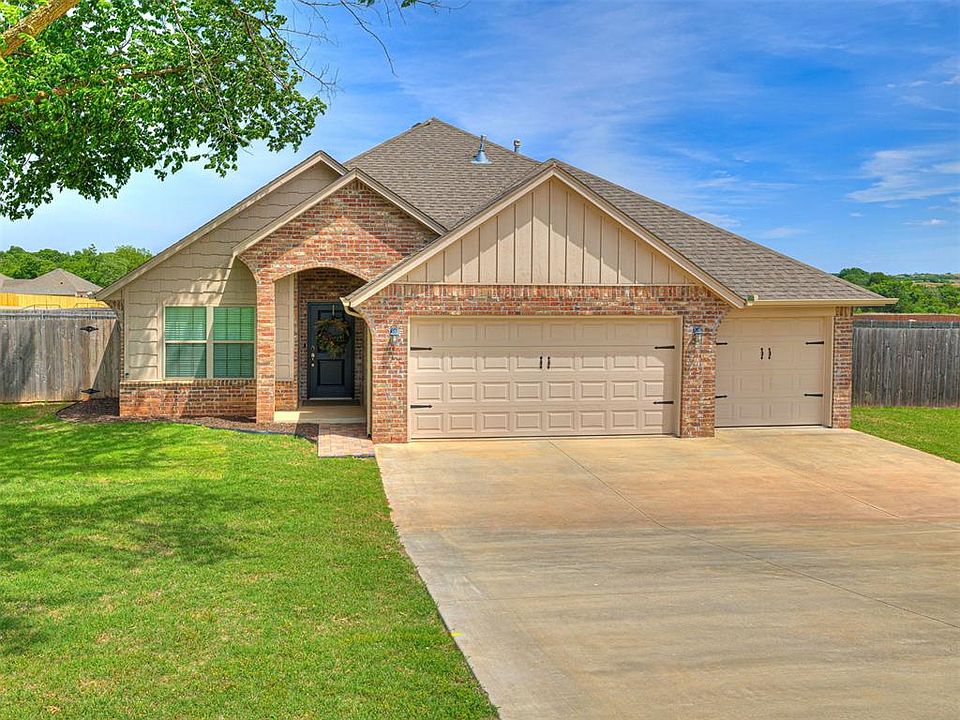1st image of 3696 King Arthur Ct