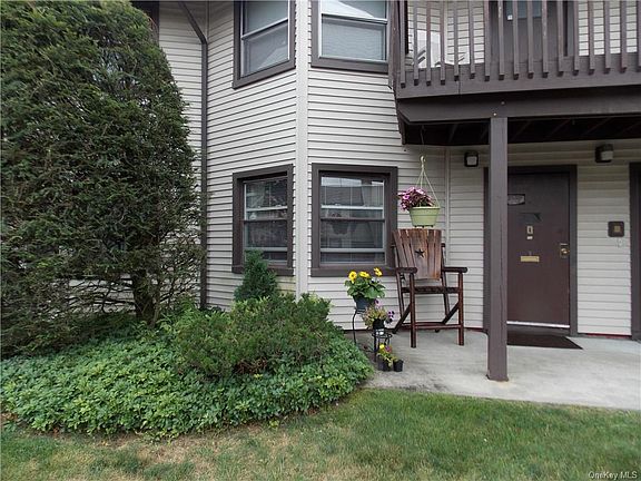 2nd image of 20C Hastings Ct