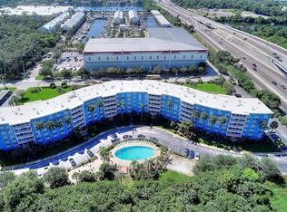 3315 58th Ave S APT 501, St Petersburg, FL 33712