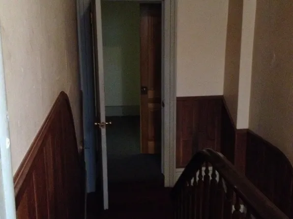 2215 Holyoke St, Pittsburgh, PA 15214