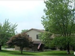 10142 Weiss Rd, Breinigsville, PA 18031