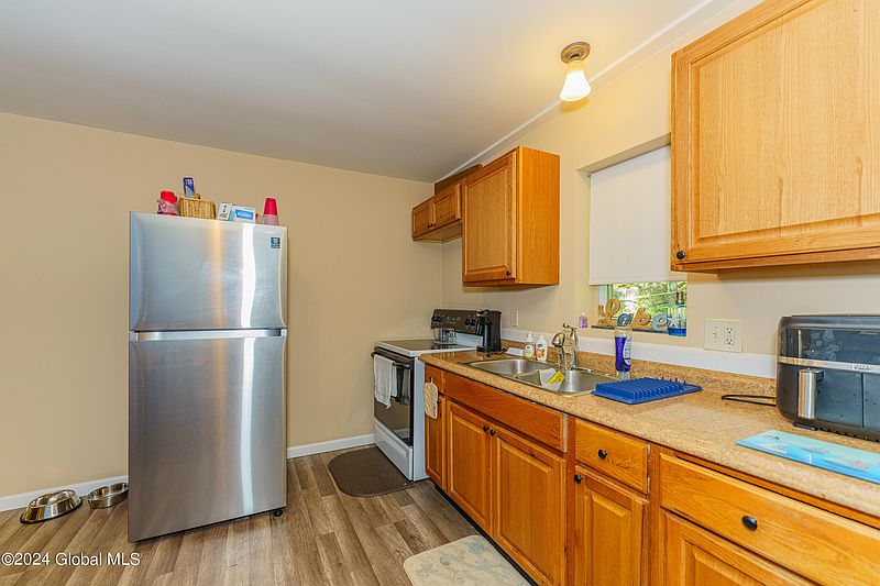 2nd image of 272 Morey Park Road